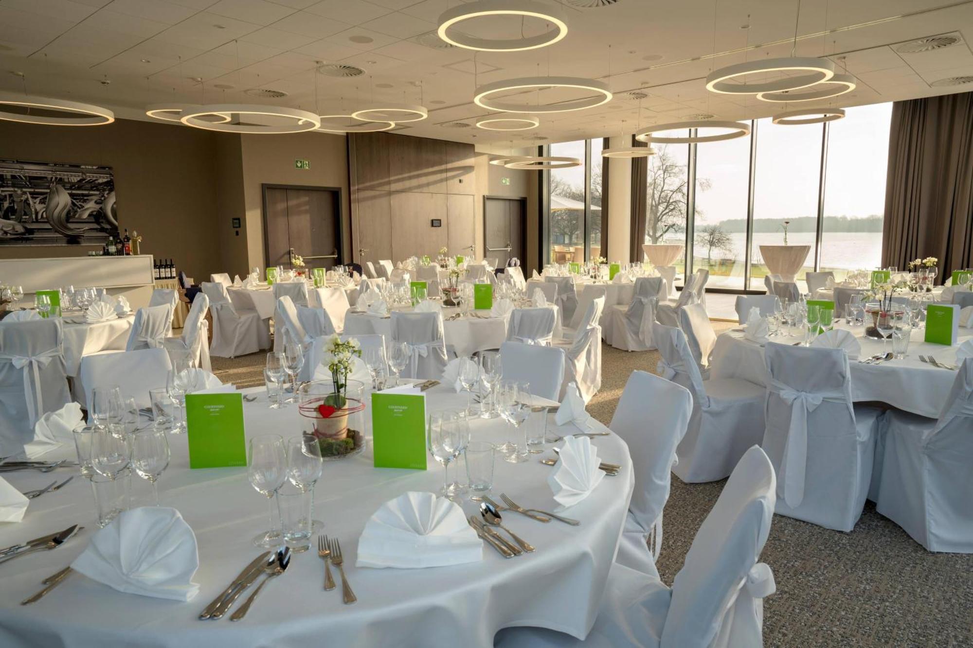 Hotel Courtyard By Marriott Wolfsburg Zewnętrze zdjęcie