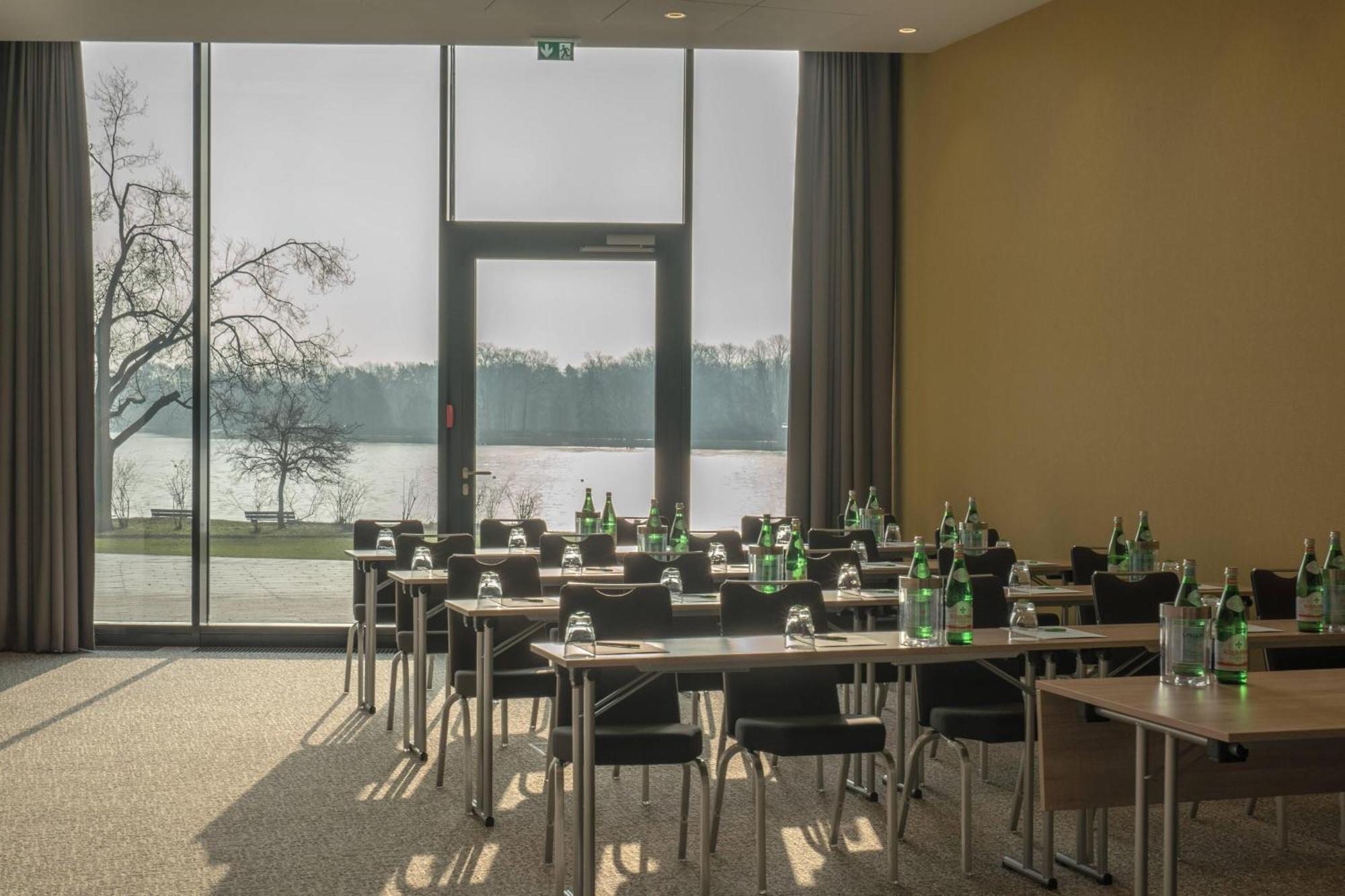 Hotel Courtyard By Marriott Wolfsburg Zewnętrze zdjęcie