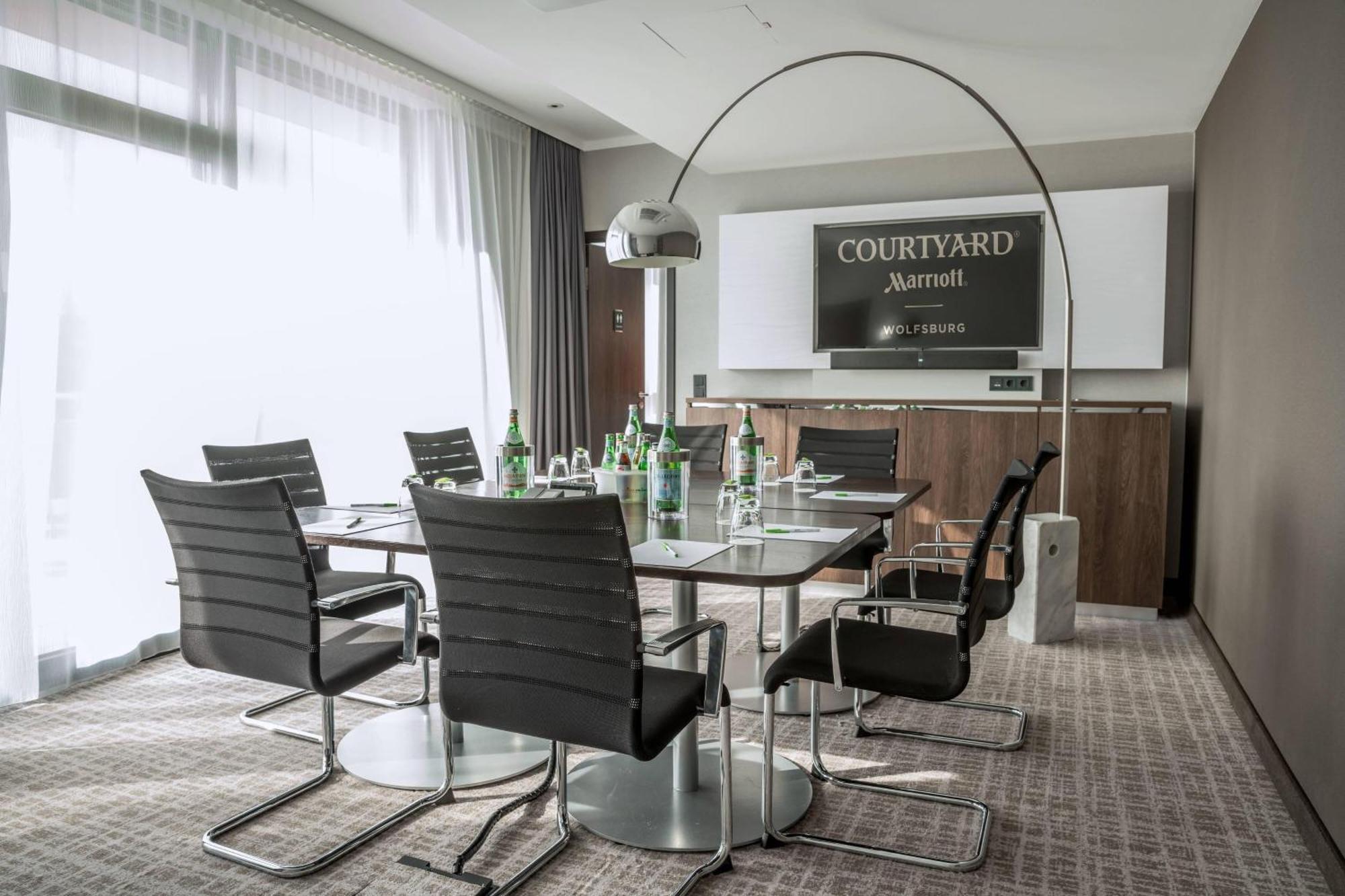 Hotel Courtyard By Marriott Wolfsburg Zewnętrze zdjęcie