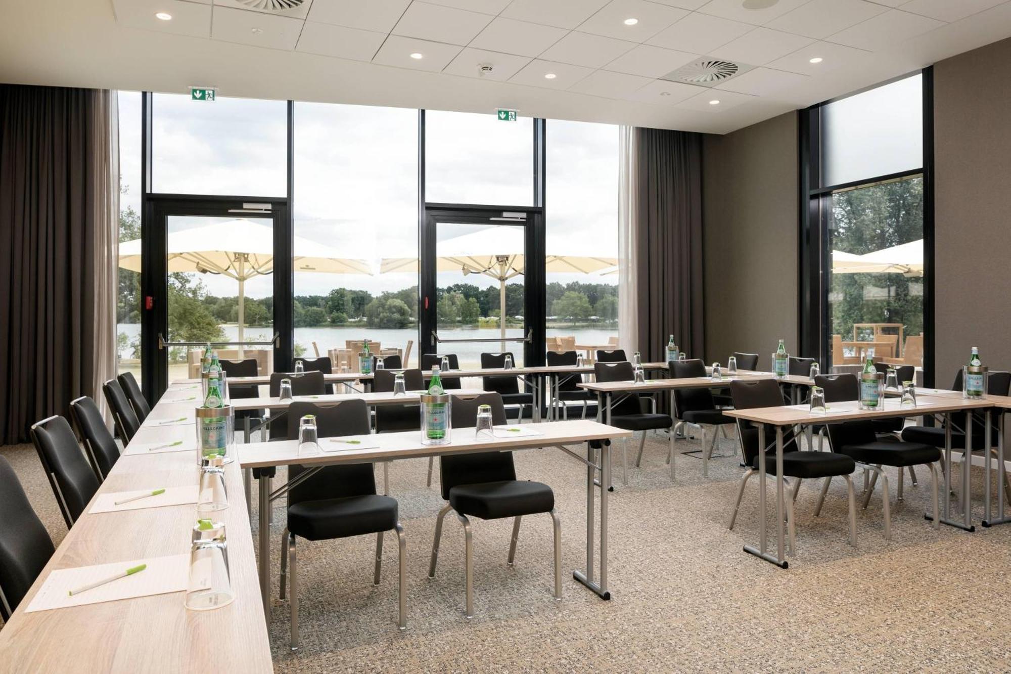 Hotel Courtyard By Marriott Wolfsburg Zewnętrze zdjęcie